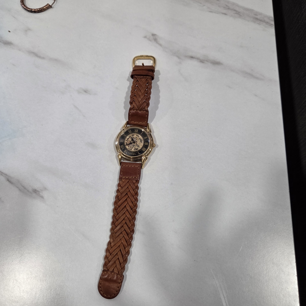 FOSSIL - UNISEX - SKELETON WATCH W/ GENUINE LEATHER BAND - QUARTZ ANALOG SK-4928 - Picture 6 of 8